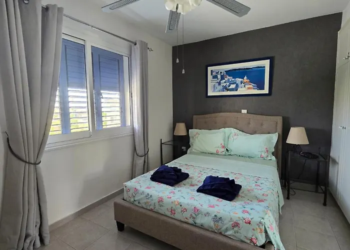 Irini Gardens Townhouse Daire *